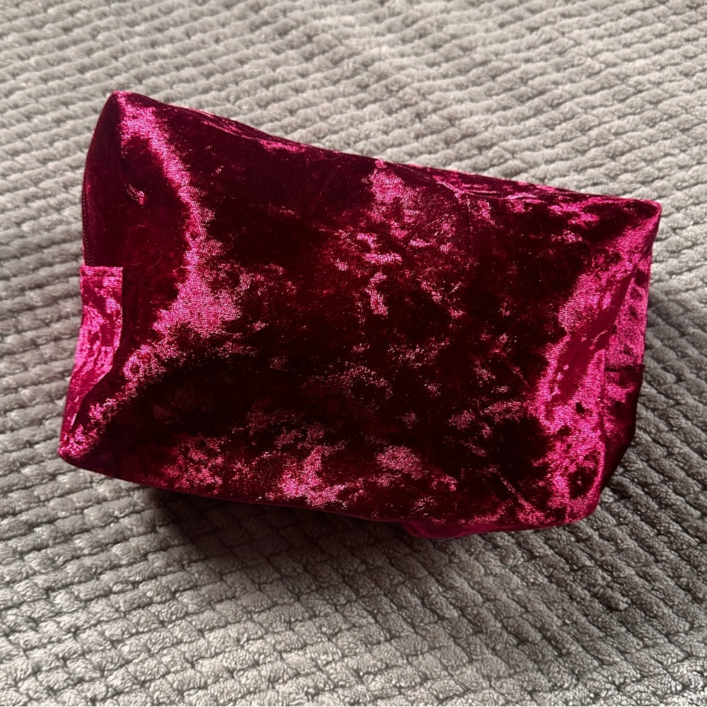 NEW ULTA Burgundy Maroon Velvet Large Size Cosmetic Bag